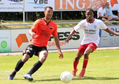 BARENDRECHT WINT TRAGE DORPSDERBY IN ‘TROPISCH’ SMITSHOEK