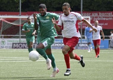 DINSDAG: BARENDRECHT TEGEN ASWH VOOR VOETBALRIJNMOND CUP