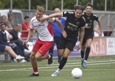 ZATERDAG: BARENDRECHT OP BEZOEK BIJ GVVV