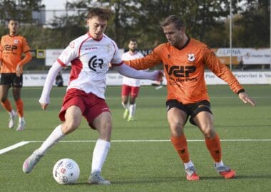 BARENDRECHT IN SPEKTAKELSTUK ALSNOG ONDERUIT BIJ KATWIJK