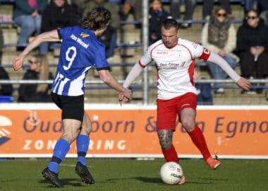 BARENDRECHT BLIJFT WINNEN EN KLOPT OOK CAPELLE: 2-1