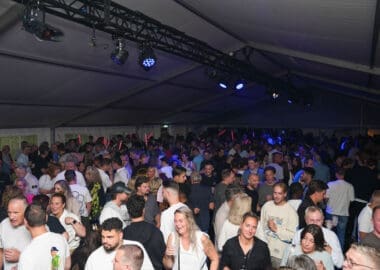 NAGENIETEN: ALLE FOTO’S VAN FEESTAVOND 100-JARIG JUBILEUM