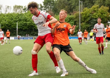 KATWIJK TE STERK VOOR BARENDRECHT OP DE BONGERD