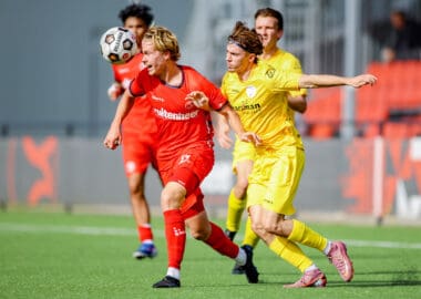 BARENDRECHT SLUIT 'BEKERWEEK' AF MET NOG EEN UITZEGE: 4-1 BIJ JONG ALMERE