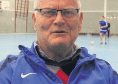 35+ ZAALVOETBALTOERNOOI WORDT MELS VAN DER PAS TOERNOOI